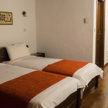 Vadola 3*