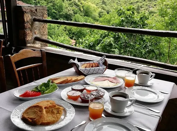 Vadola Πανσιόν 3*